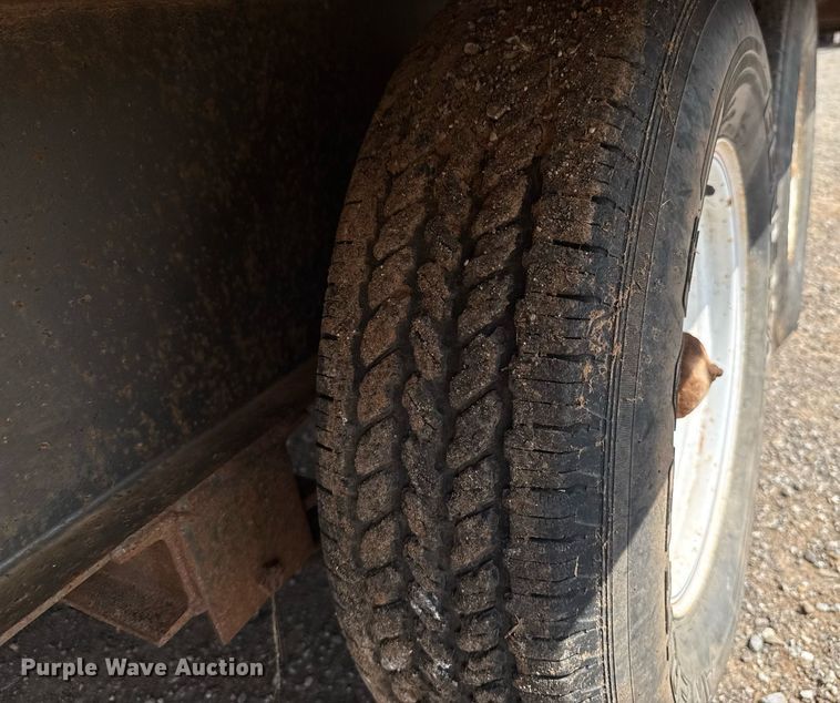 image for item EJ4660 PJ equipment trailer