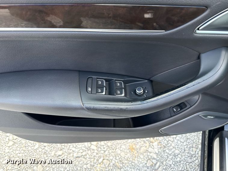 image for item EJ4807 2015 Audi Q3 Prestige Quattro SUV