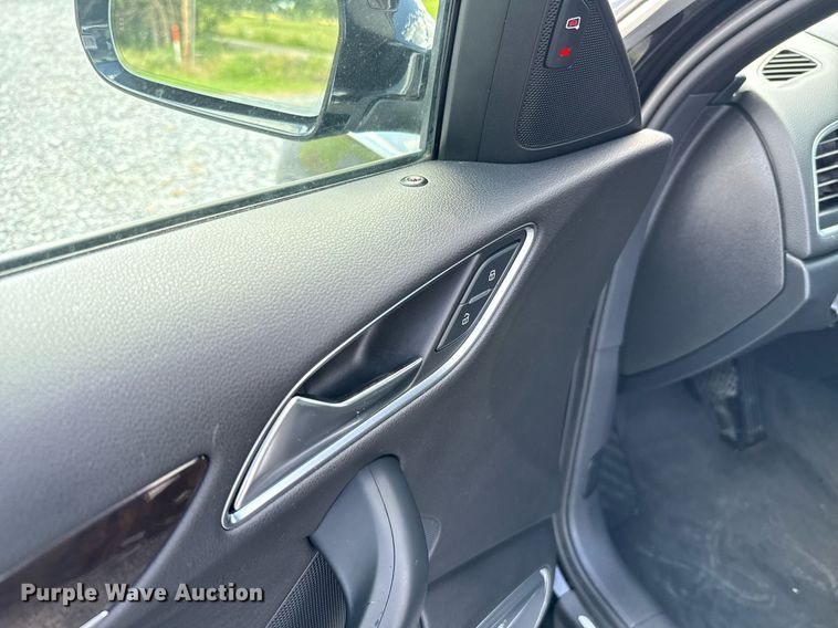 image for item EJ4807 2015 Audi Q3 Prestige Quattro SUV