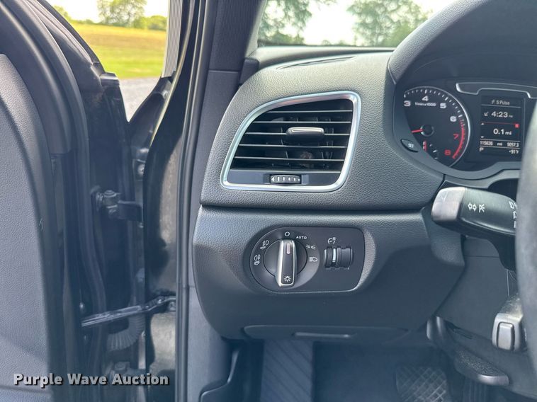 image for item EJ4807 2015 Audi Q3 Prestige Quattro SUV