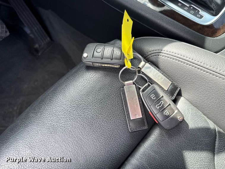 image for item EJ4807 2015 Audi Q3 Prestige Quattro SUV