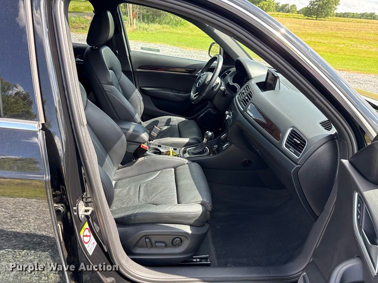 image for item EJ4807 2015 Audi Q3 Prestige Quattro SUV