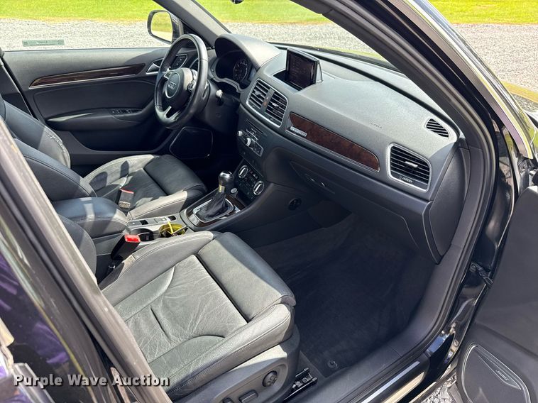 image for item EJ4807 2015 Audi Q3 Prestige Quattro SUV