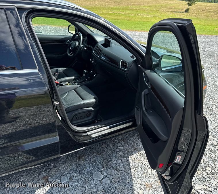 image for item EJ4807 2015 Audi Q3 Prestige Quattro SUV