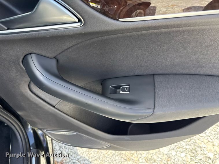 image for item EJ4807 2015 Audi Q3 Prestige Quattro SUV