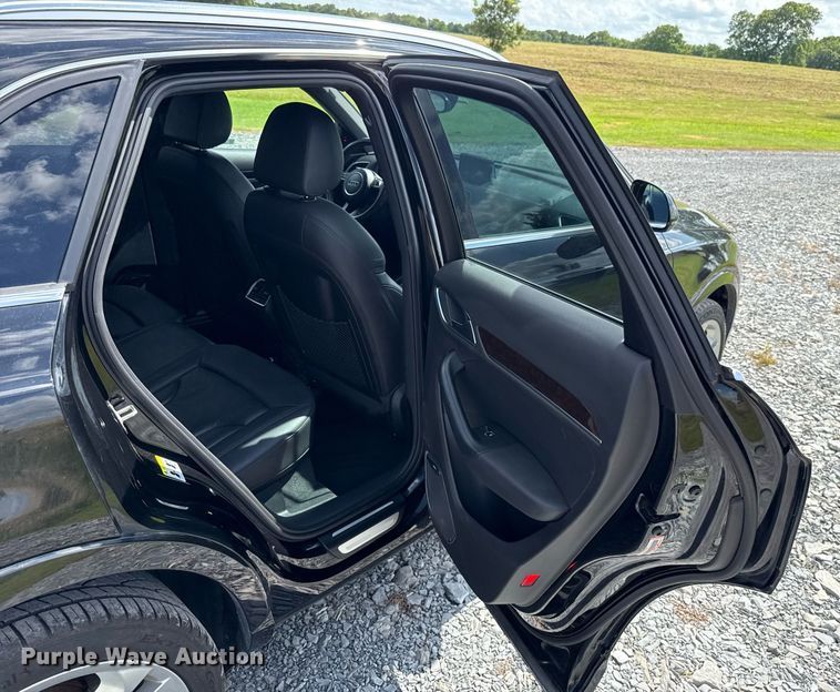 image for item EJ4807 2015 Audi Q3 Prestige Quattro SUV