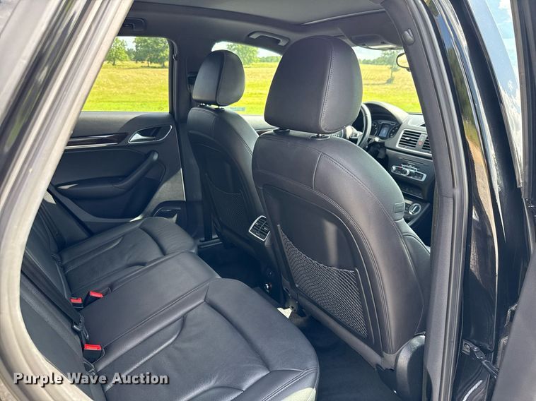 image for item EJ4807 2015 Audi Q3 Prestige Quattro SUV