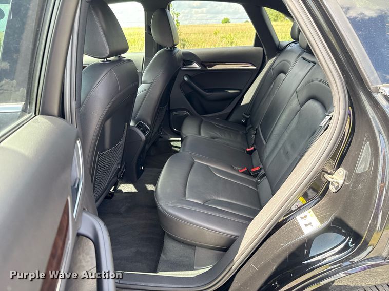 image for item EJ4807 2015 Audi Q3 Prestige Quattro SUV