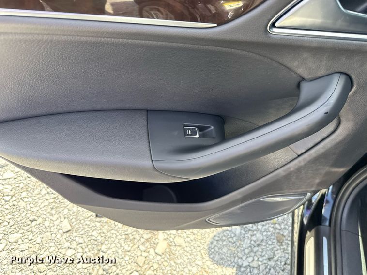 image for item EJ4807 2015 Audi Q3 Prestige Quattro SUV