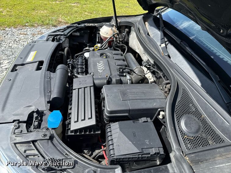 image for item EJ4807 2015 Audi Q3 Prestige Quattro SUV