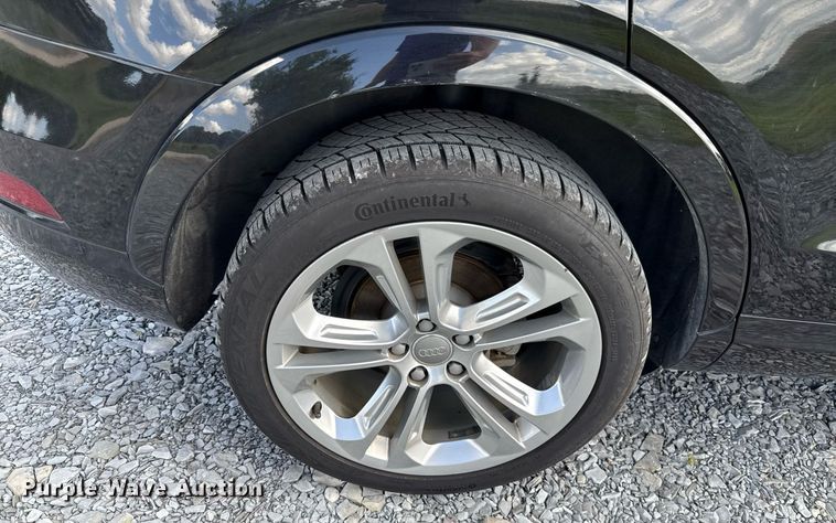 image for item EJ4807 2015 Audi Q3 Prestige Quattro SUV