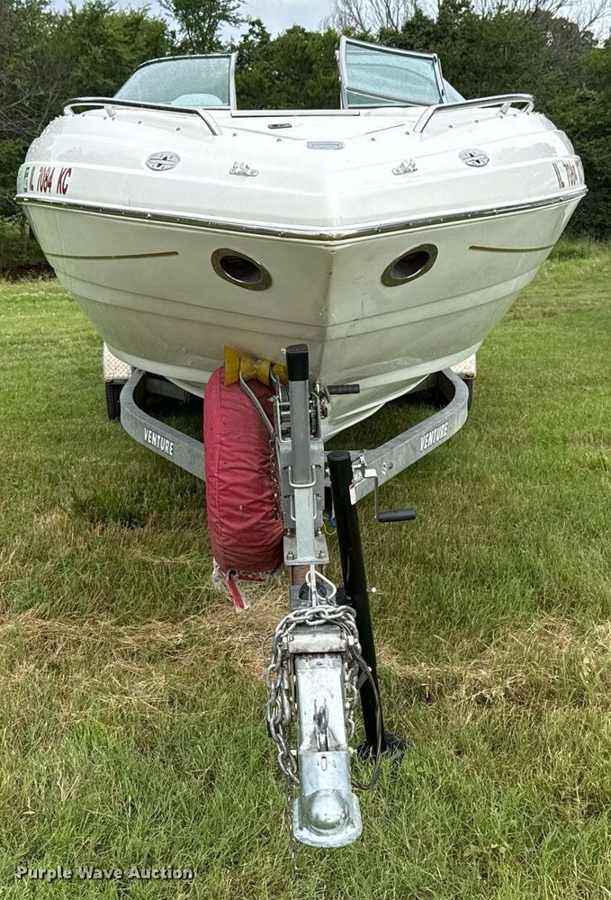 image for item EJ4808 2001 Mariah SHABAHZ boat