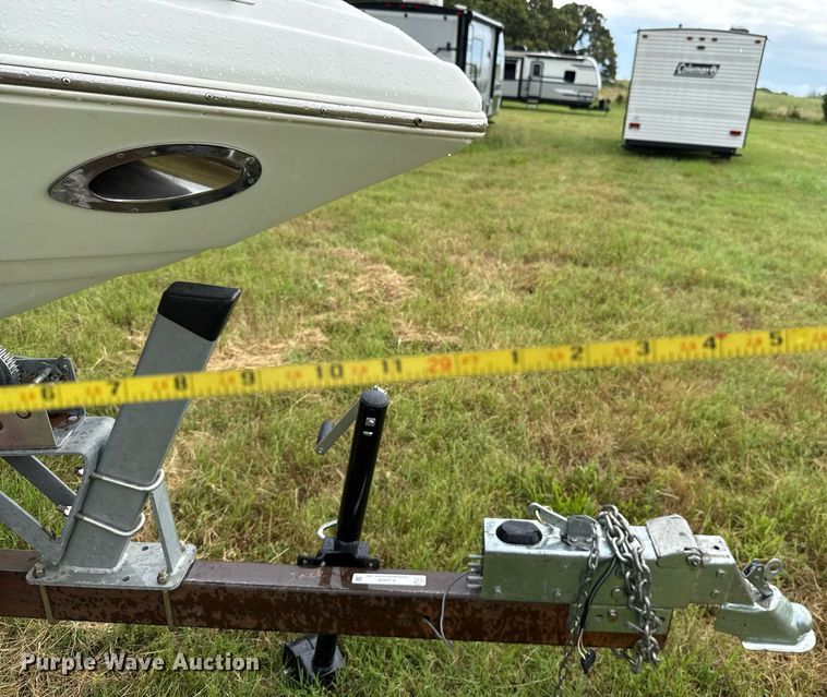 image for item EJ4808 2001 Mariah SHABAHZ boat