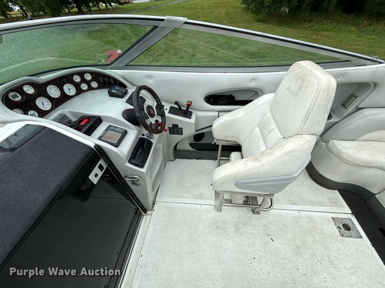 image for item EJ4808 2001 Mariah SHABAHZ boat