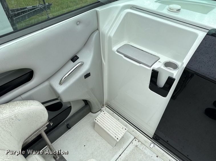 image for item EJ4808 2001 Mariah SHABAHZ boat