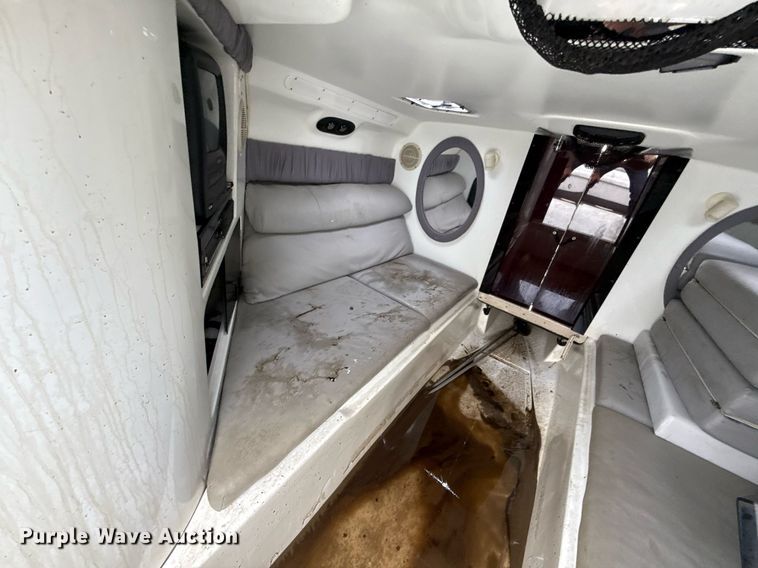 image for item EJ4808 2001 Mariah SHABAHZ boat