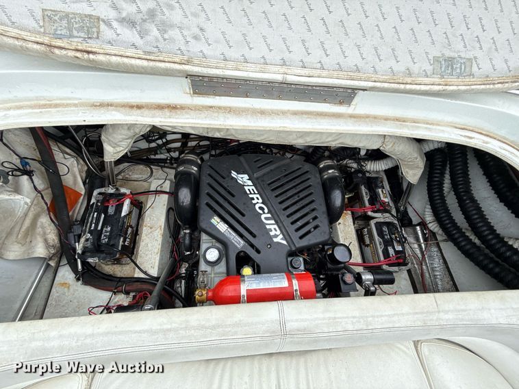 image for item EJ4808 2001 Mariah SHABAHZ boat