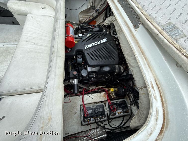 image for item EJ4808 2001 Mariah SHABAHZ boat