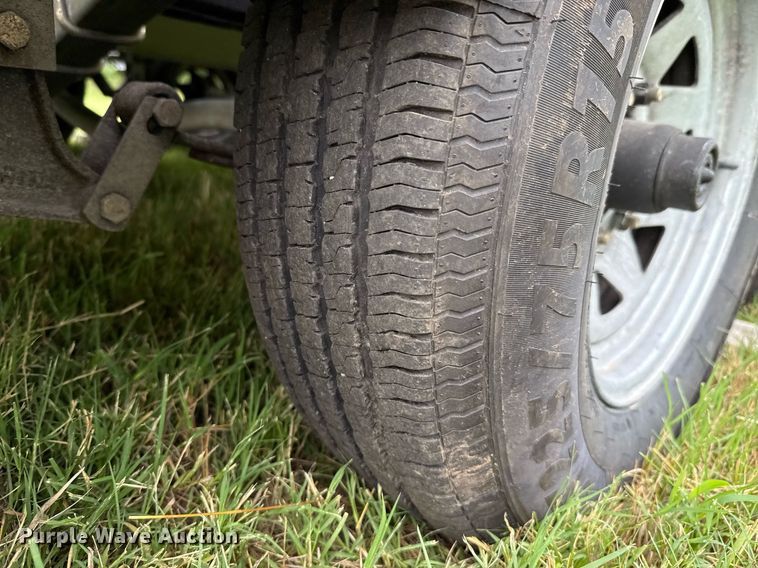 image for item EJ4808 2001 Mariah SHABAHZ boat