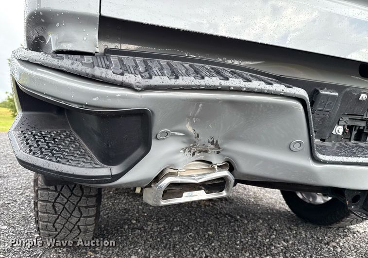 image for item EJ4809 2024 GMC Sierra 1500 Crew Cab pickup truck