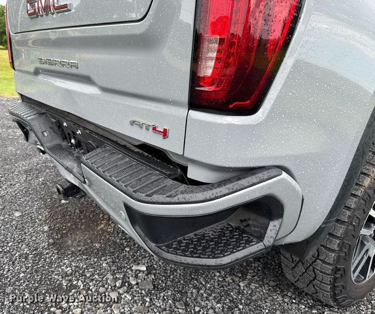 image for item EJ4809 2024 GMC Sierra 1500 Crew Cab pickup truck