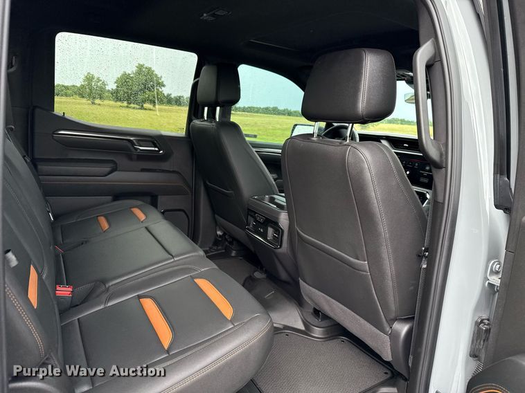 image for item EJ4809 2024 GMC Sierra 1500 Crew Cab pickup truck