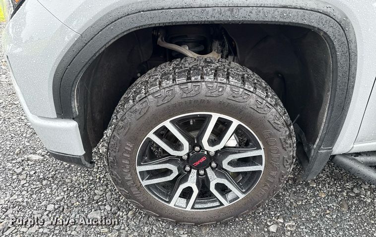 image for item EJ4809 2024 GMC Sierra 1500 Crew Cab pickup truck