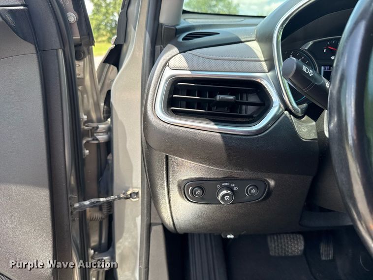 image for item EJ4811 2018 Chevrolet Equinox SUV