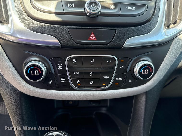 image for item EJ4811 2018 Chevrolet Equinox SUV