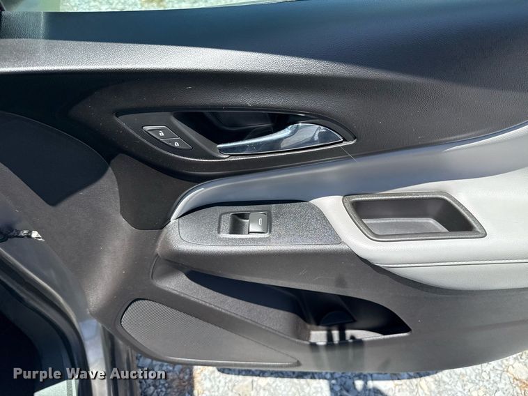 image for item EJ4811 2018 Chevrolet Equinox SUV