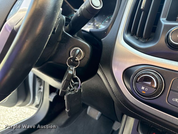 image for item EJ4812 2022 GMC Canyon Crew Cab pickup truck