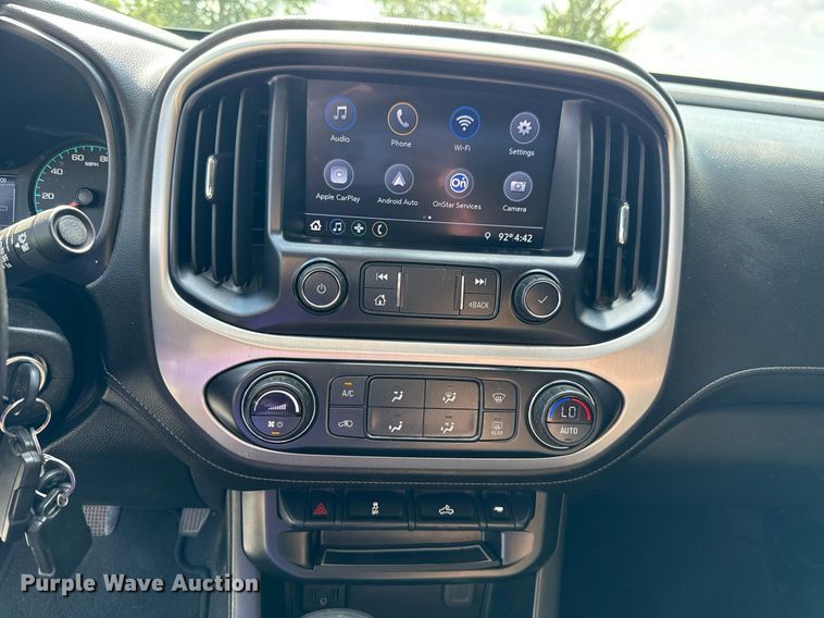 image for item EJ4812 2022 GMC Canyon Crew Cab pickup truck