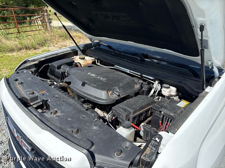 image for item EJ4812 2022 GMC Canyon Crew Cab pickup truck