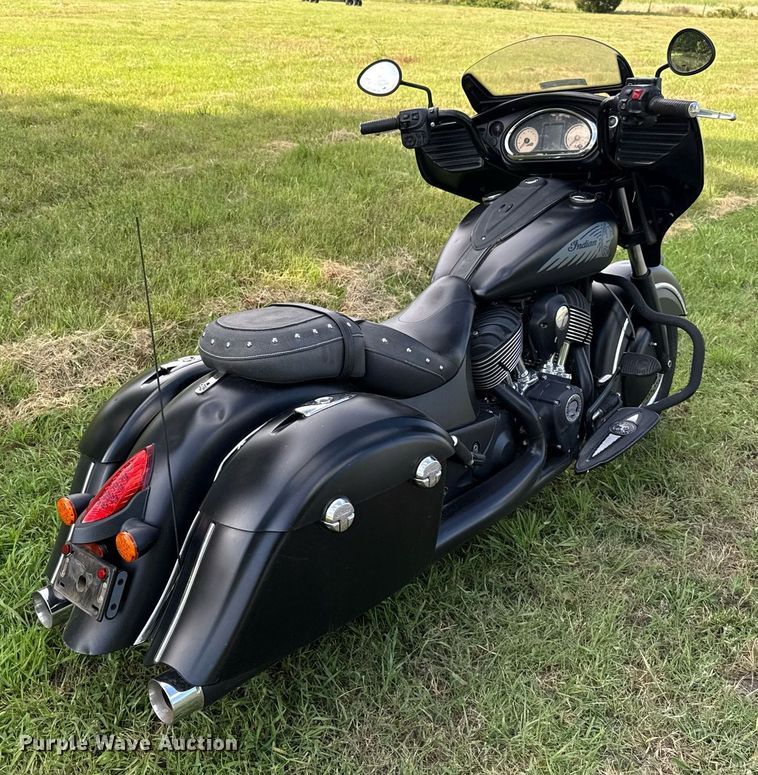 image for item EJ4813 2016 Indian Chieftain motorcycle