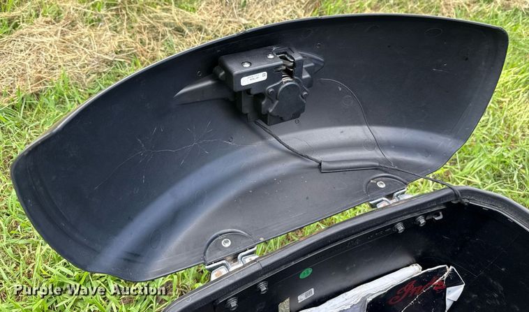 image for item EJ4813 2016 Indian Chieftain motorcycle