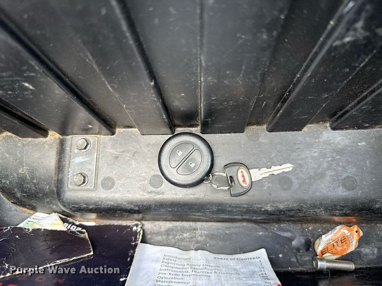 image for item EJ4813 2016 Indian Chieftain motorcycle