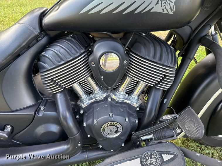 image for item EJ4813 2016 Indian Chieftain motorcycle