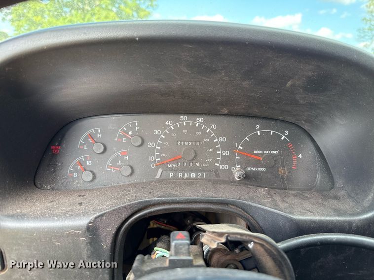 image for item EJ4814 2007 Ford F650 Crew Cab pickup truck