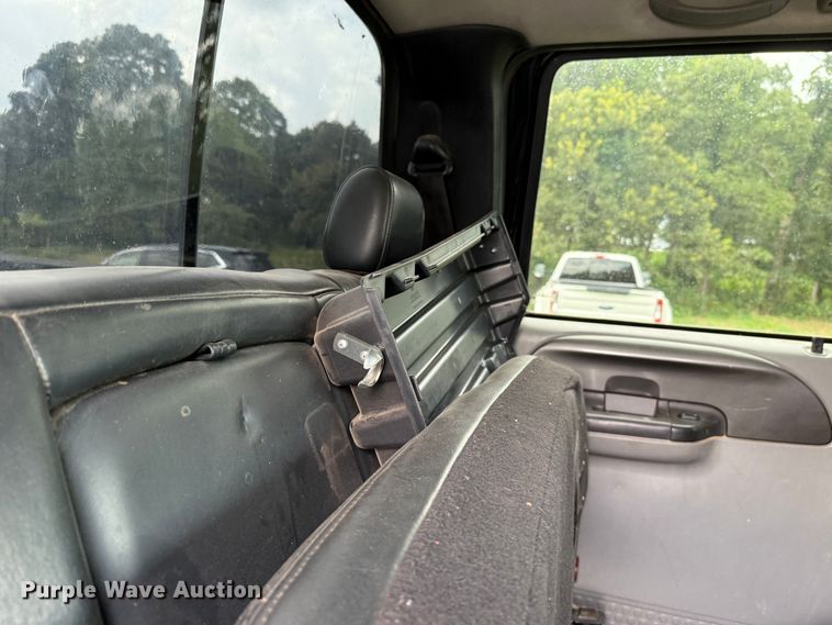 image for item EJ4814 2007 Ford F650 Crew Cab pickup truck