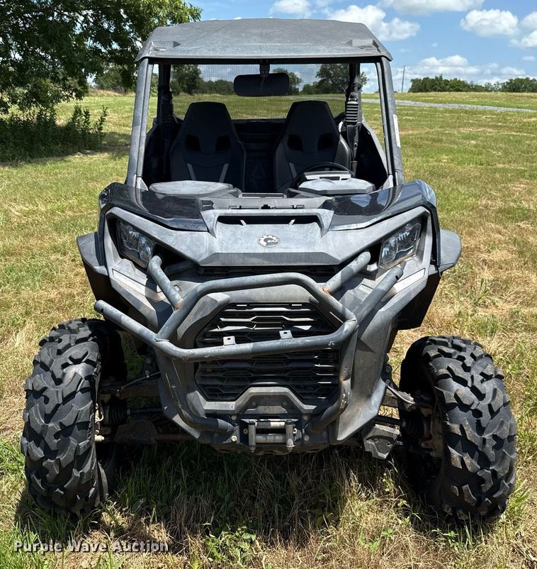 image for item EJ4817 2023 Can-Am Commander XT utility vehicle