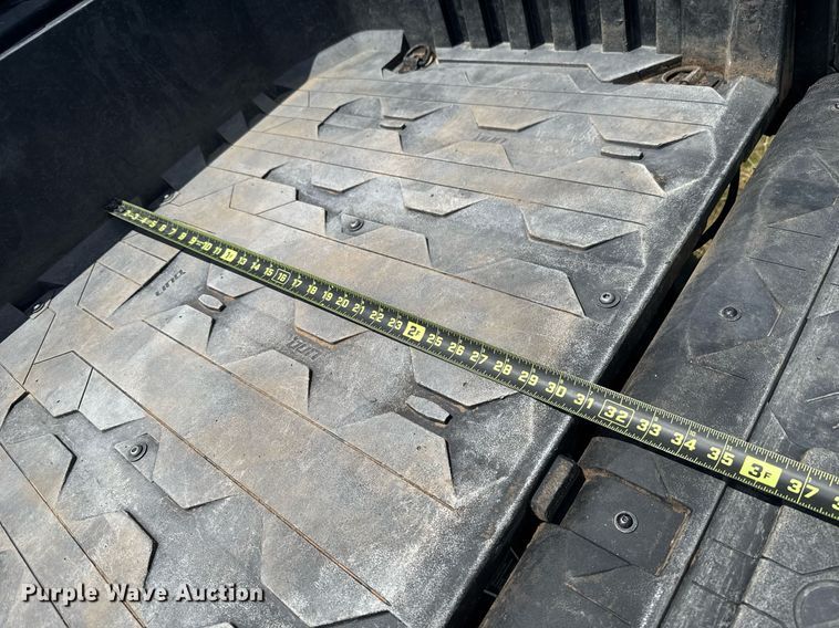 image for item EJ4817 2023 Can-Am Commander XT utility vehicle