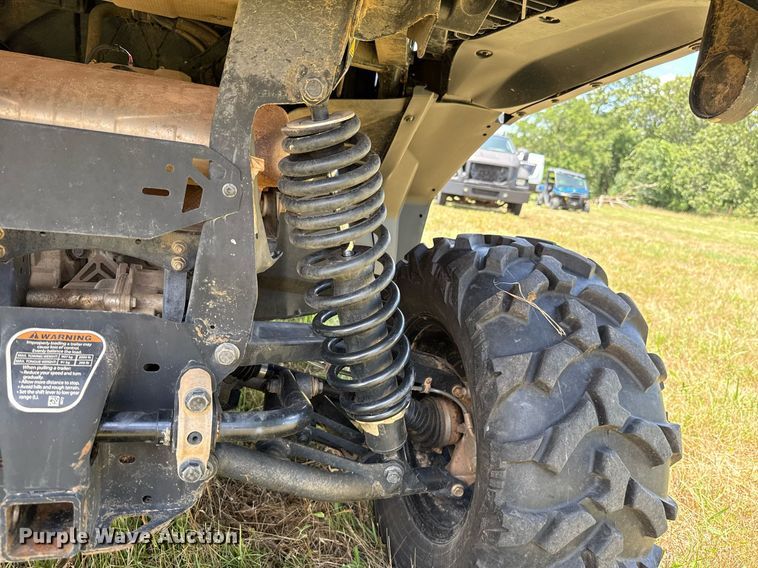 image for item EJ4817 2023 Can-Am Commander XT utility vehicle