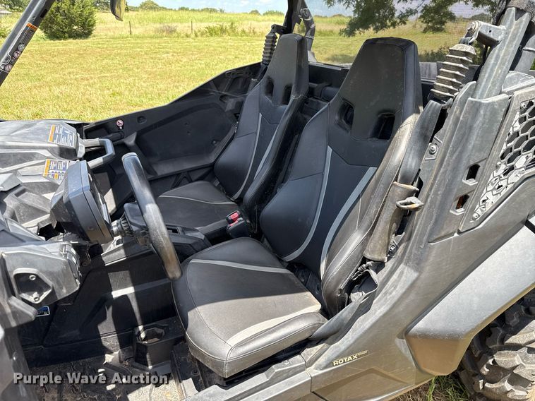 image for item EJ4817 2023 Can-Am Commander XT utility vehicle