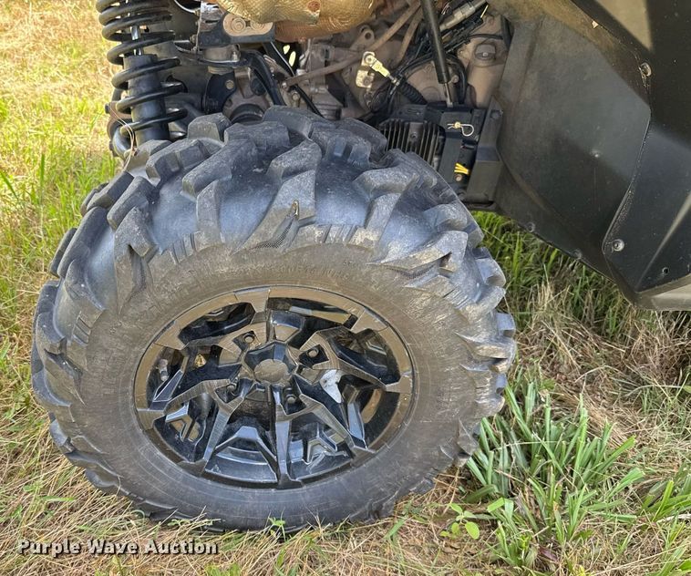 image for item EJ4817 2023 Can-Am Commander XT utility vehicle