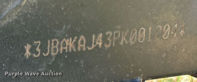 image for item EJ4817 2023 Can-Am Commander XT utility vehicle