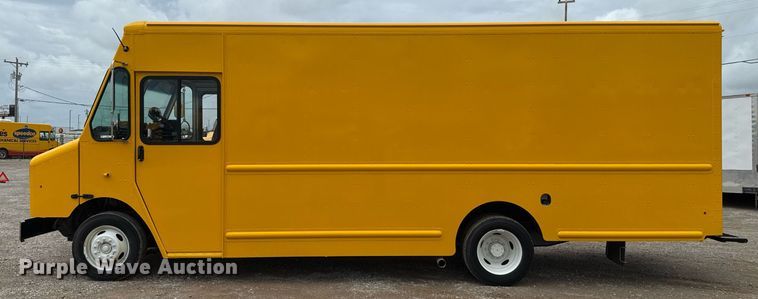 image for item EJ4823 2021 Ford F59 delivery truck