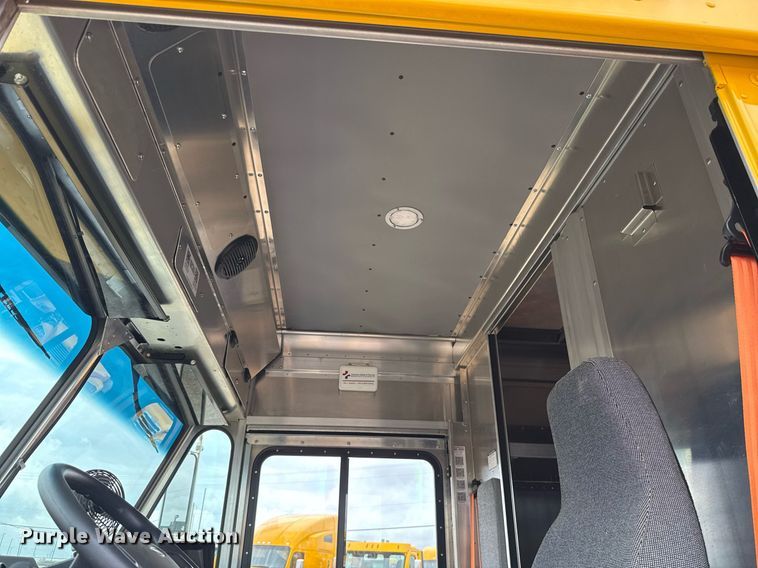 image for item EJ4823 2021 Ford F59 delivery truck