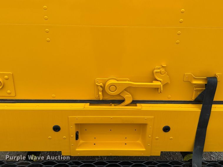 image for item EJ4823 2021 Ford F59 delivery truck