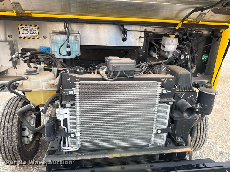 image for item EJ4823 2021 Ford F59 delivery truck