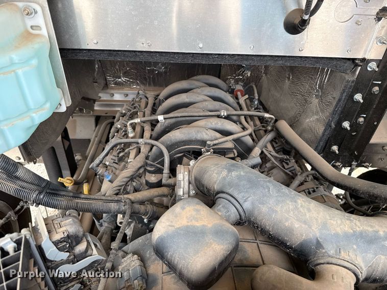 image for item EJ4823 2021 Ford F59 delivery truck